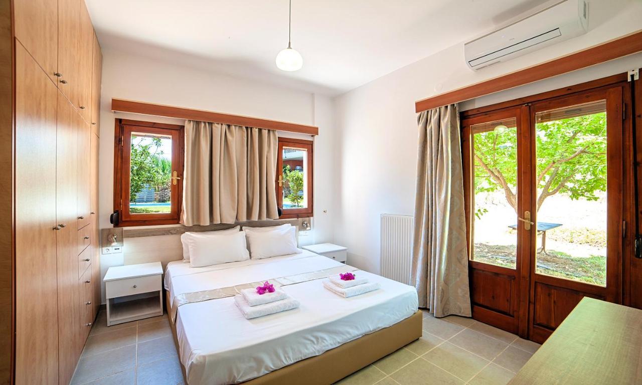 Island Villa Heated Pool Георгиуполис Экстерьер фото